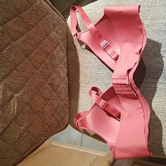 Strm Line Intimates & Sleepwear Strm Line Full Figure Wireless Red